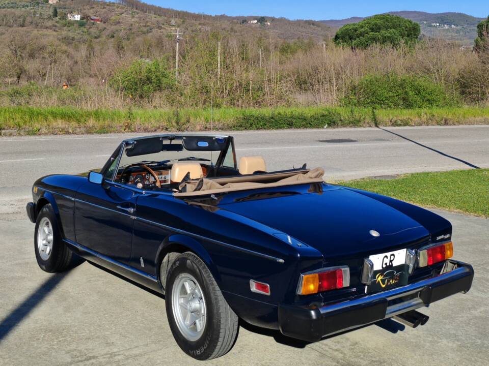 Image 7/42 of FIAT 124 Spider CS1 (1975)