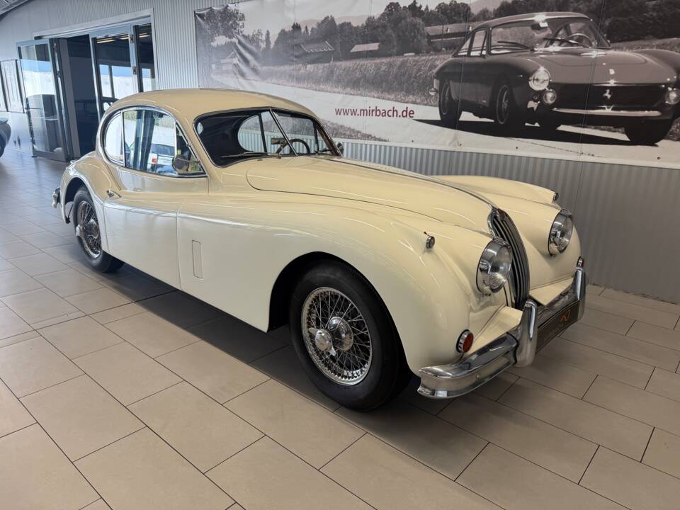 Afbeelding 6/17 van Jaguar XK 140 FHC (1956)