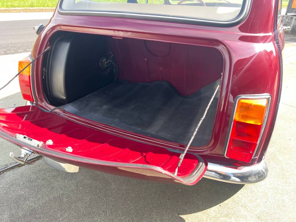 Immagine 14/53 di Innocenti Mini Minor 850 (1968)