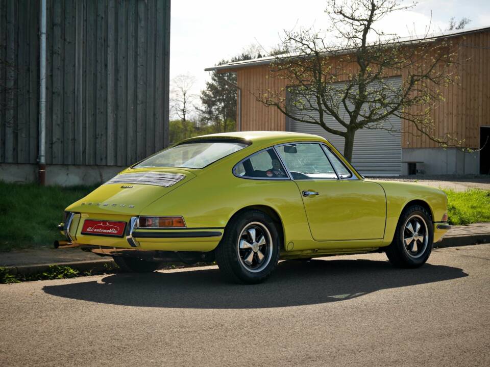 Immagine 2/28 di Porsche 911 2.0 S (1968)