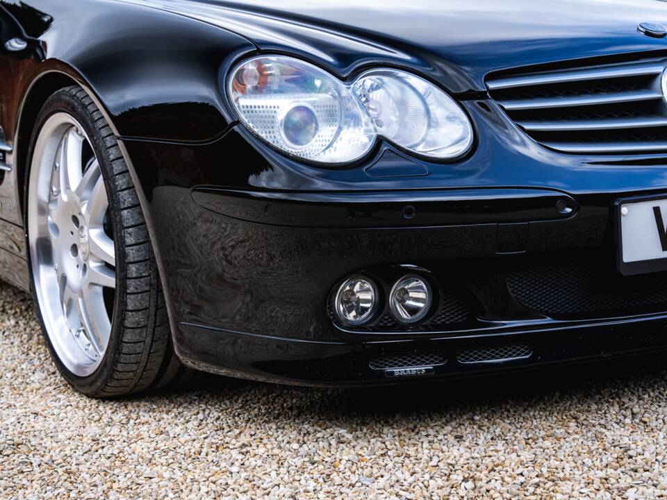 Image 35/47 of Mercedes-Benz SL 600 (2004)