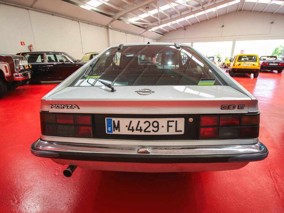 Bild 5/13 von Opel Monza 3,0 E (1983)