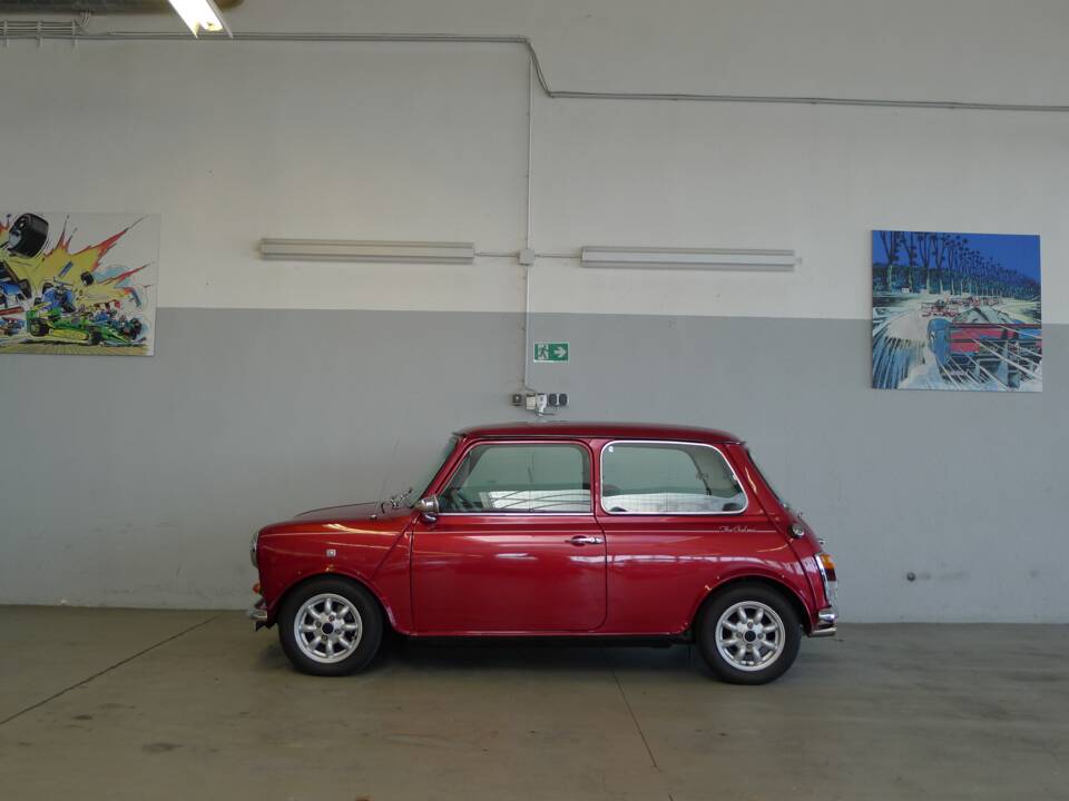 Imagen 29/37 de Mini 1000 (1986)