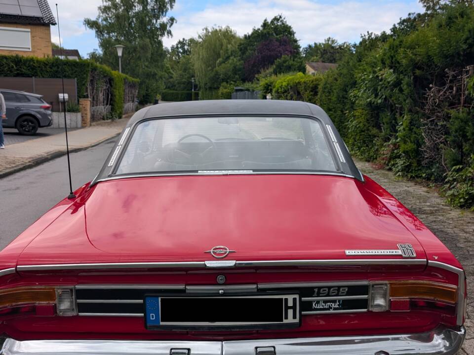 Bild 4/19 von Opel Commodore 2,5 GS (1968)