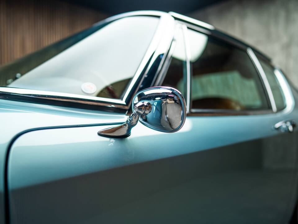 Image 26/97 of Maserati Mistral 3700 (1965)