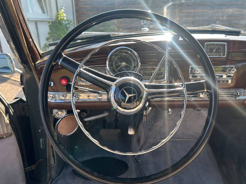 Bild 13/58 von Mercedes-Benz 300 d (1958)