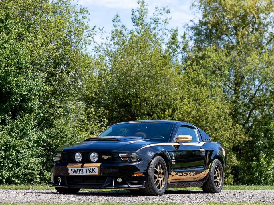 Image 33/50 of Ford Mustang V6 (2009)