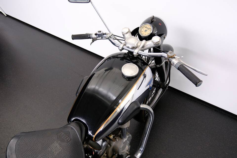 Image 68/80 of NSU Konsul II 501 OS-T (1952)