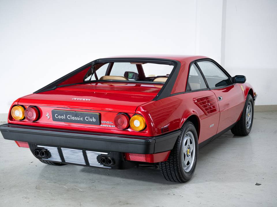 Immagine 5/50 di Ferrari Mondial Quattrovalvole (1985)