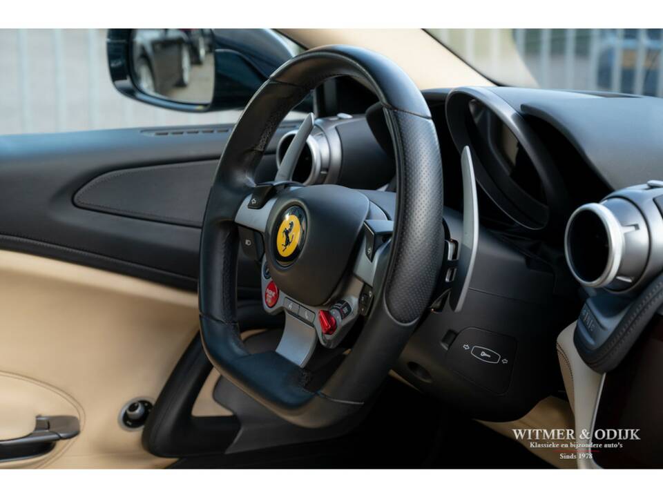 Bild 36/47 von Ferrari GTC4Lusso (2017)