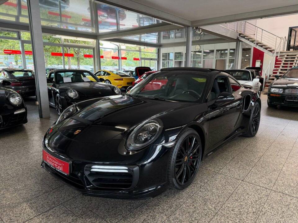 Bild 29/39 von Porsche 911 Turbo (2018)