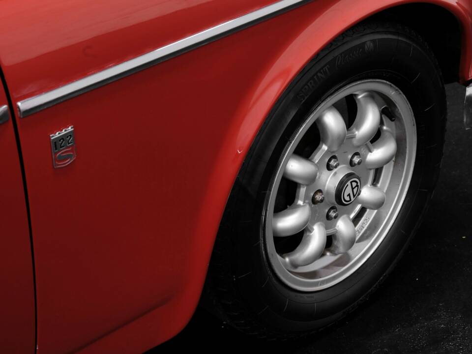 Image 29/41 of Volvo P 122 S (1966)