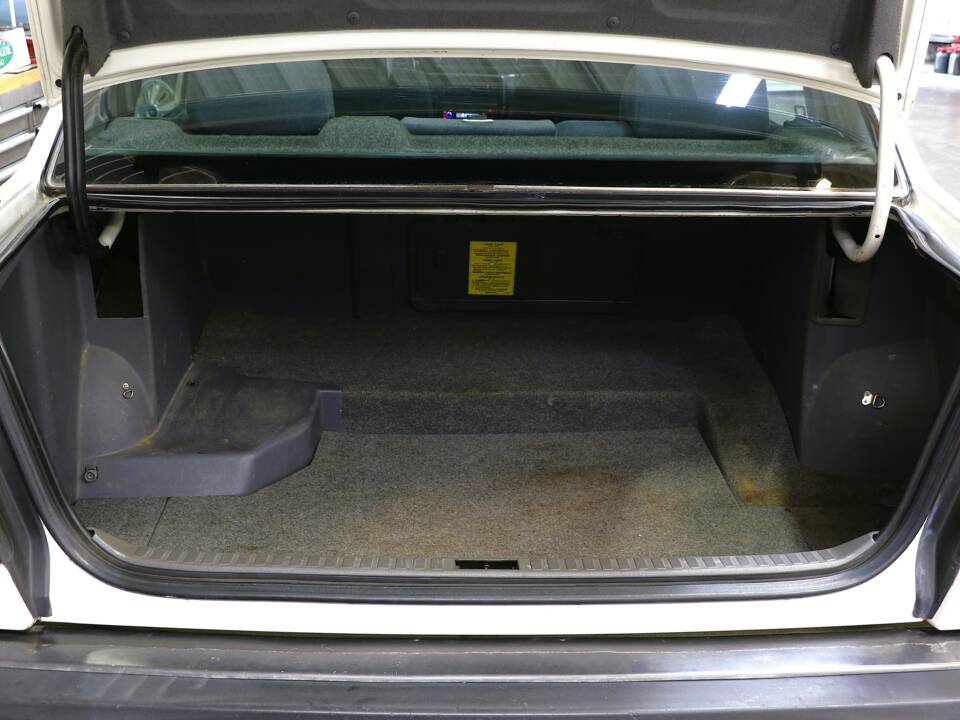 Image 33/34 of Volvo 940 2.3i (1991)