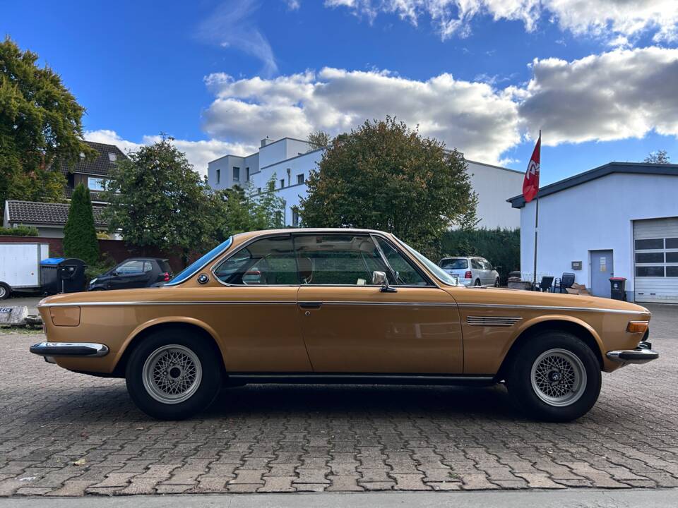 Image 27/33 de BMW 3.0 CS (1973)