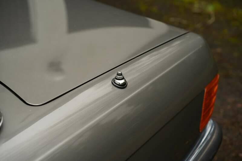 Image 42/50 of Mercedes-Benz 280 SL (1985)