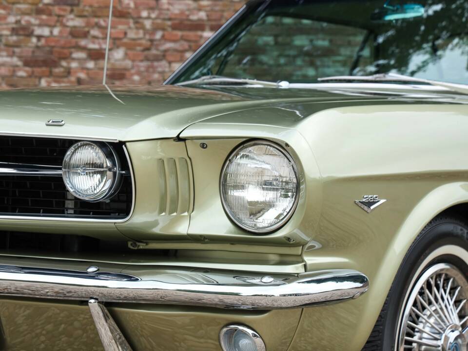 Image 25/50 of Ford Mustang GT (1966)