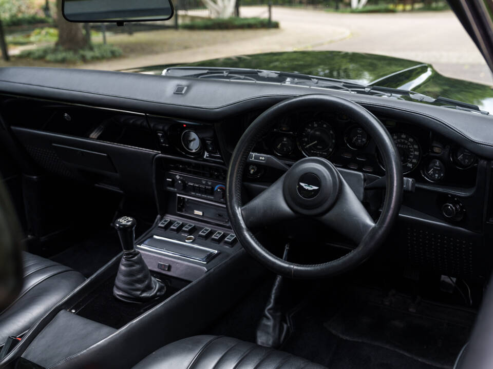 Imagen 14/28 de Aston Martin V8 Vantage X-Pack (1988)