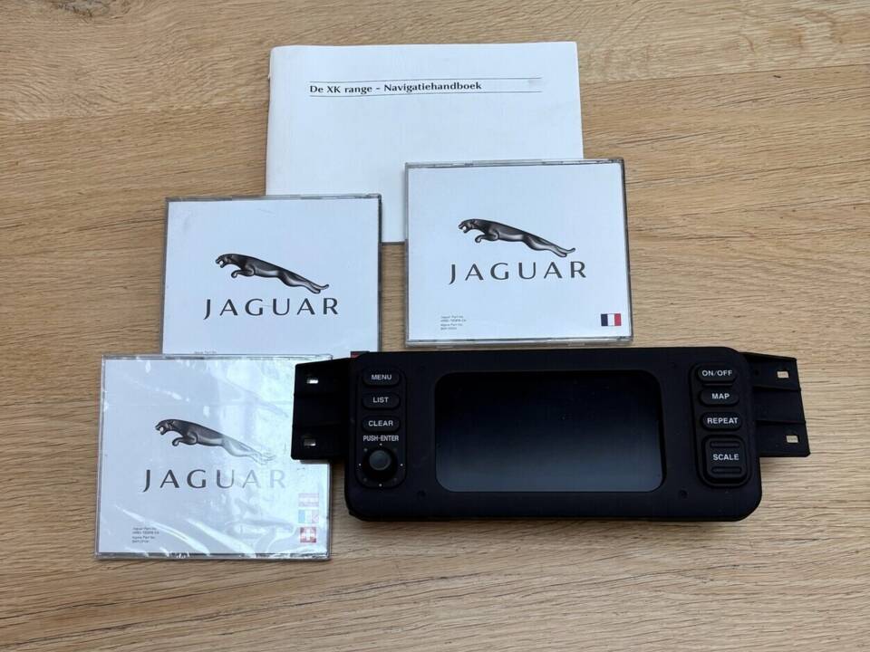 Image 28/28 de Jaguar XKR (2002)