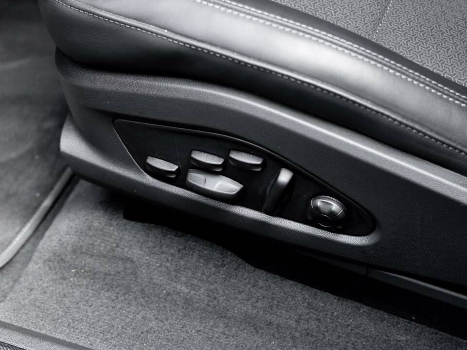 Image 9/13 of Porsche Macan GTS (2026)