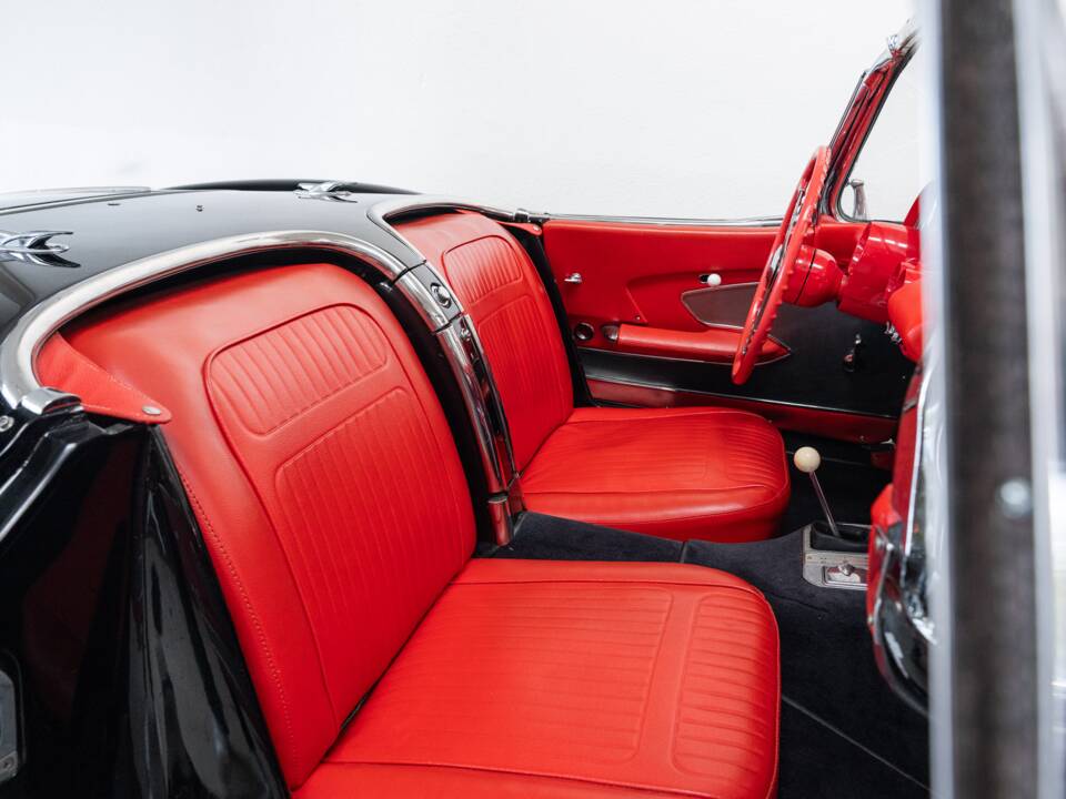 Immagine 20/32 di Chevrolet Corvette (1959)