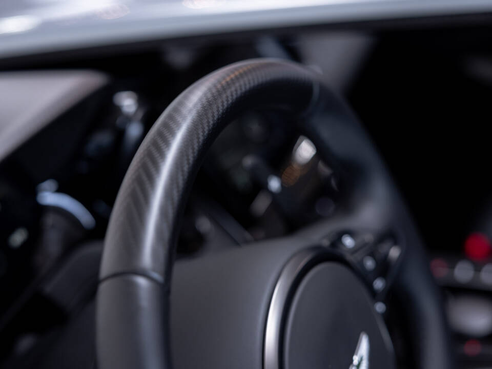 Bild 13/47 von Aston Martin V12 Speedster (2021)