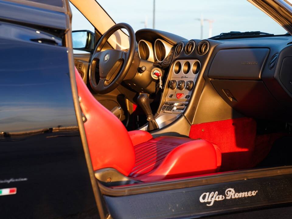 Imagen 22/90 de Alfa Romeo GTV 2.0 Twin Spark (1998)