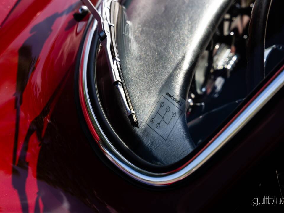 Image 47/91 de Porsche 356 B Carrera 2/2000 GS (1962)