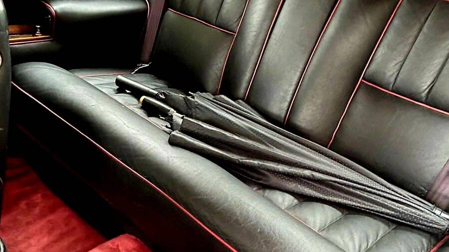 Image 7/12 of Rolls-Royce Corniche I (1976)