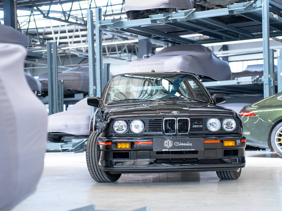 Image 87/91 de BMW M3 Sport Evo (1990)