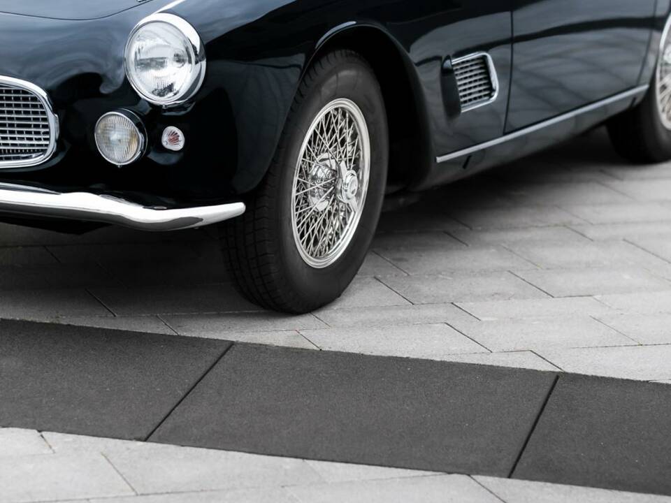 Image 6/17 of Maserati 3500 GT Touring (1957)