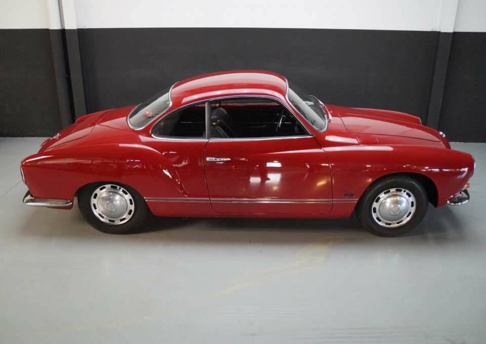 Immagine 24/50 di Volkswagen Karmann Ghia 1500 (1969)