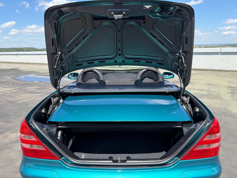 Image 17/17 de Mercedes-Benz SLK 230 Kompressor (1997)