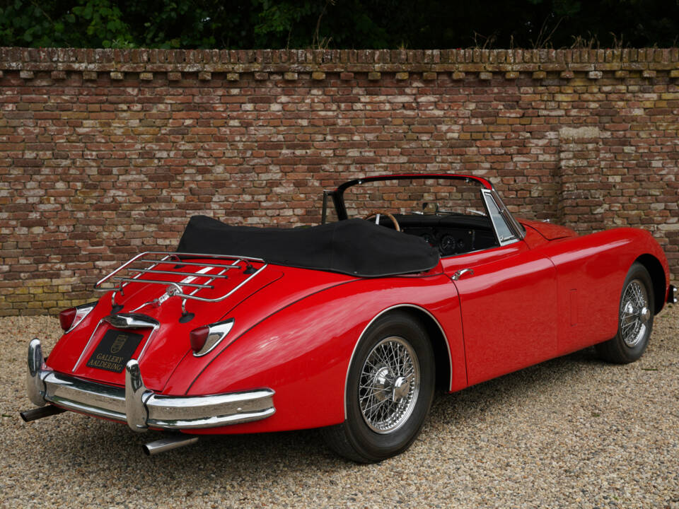 Image 39/50 of Jaguar XK 150 DHC (1960)