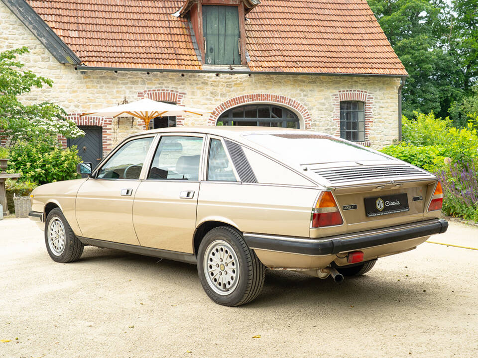 Bild 6/45 von Lancia Gamma 2000 (1977)