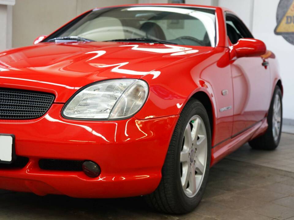 Image 7/41 of Mercedes-Benz SLK 230 Kompressor (1998)