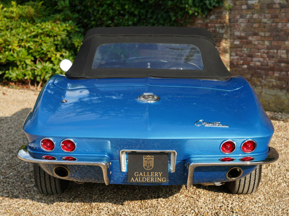 Imagen 24/50 de Chevrolet Corvette Sting Ray Convertible (1964)