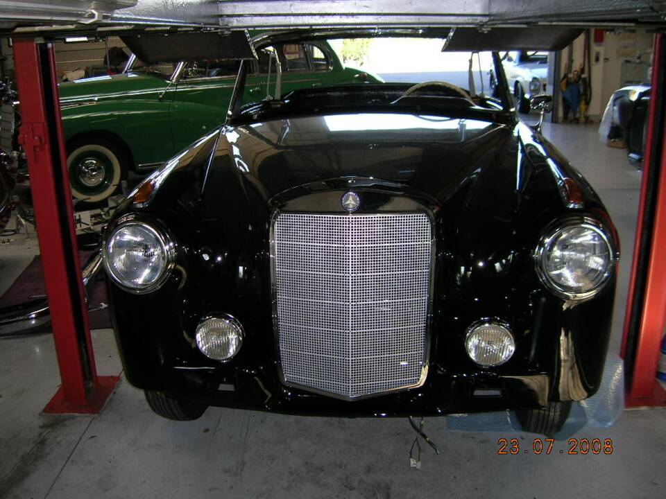 Afbeelding 64/118 van Mercedes-Benz 220 S Cabriolet (1957)