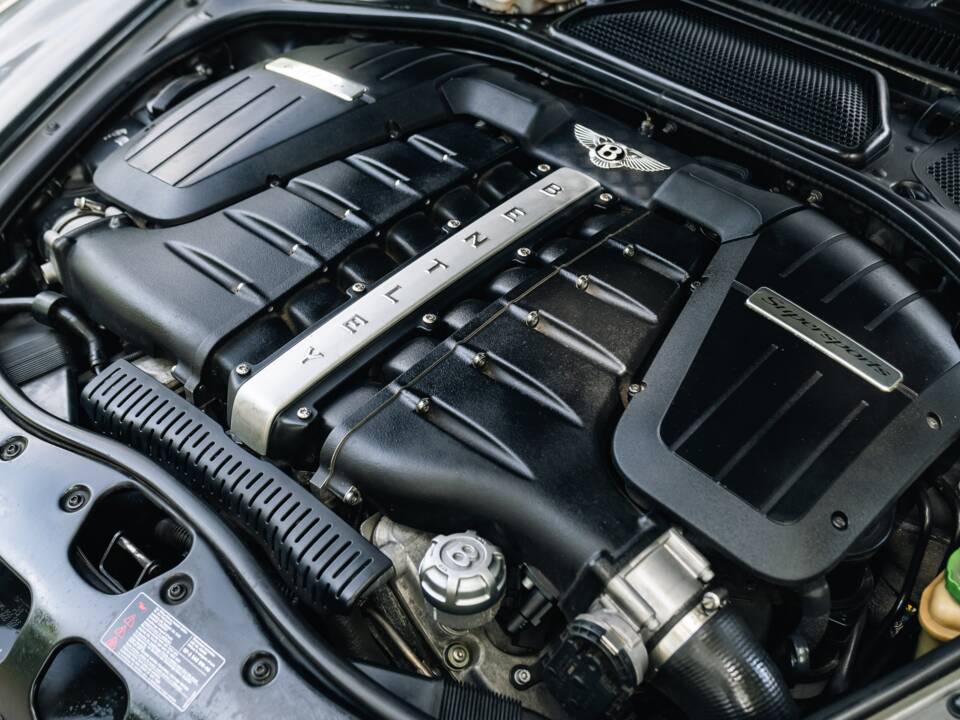 Immagine 5/50 di Bentley Continental GTC (2010)