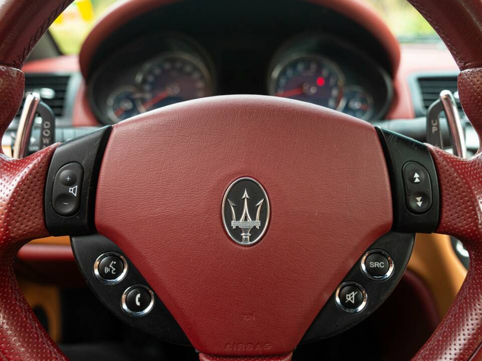 Image 49/50 of Maserati GranTurismo 4.2 (2009)