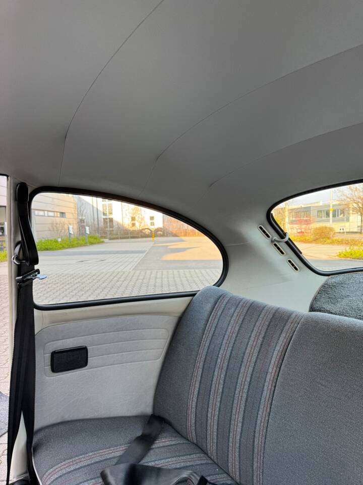 Bild 50/99 von Volkswagen Käfer 1200 Jubiläumsmodell (1985)