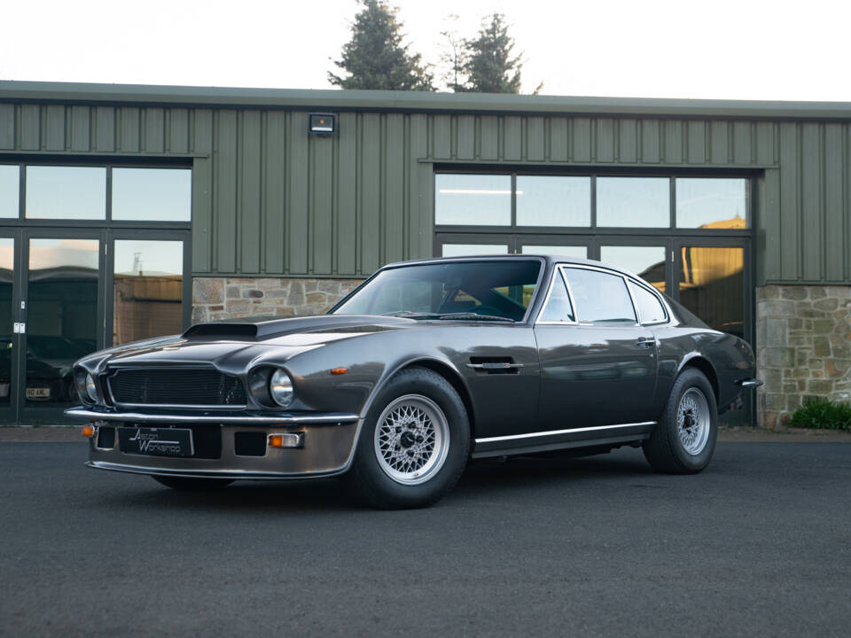 Bild 27/53 von Aston Martin V8 Vantage (1977)