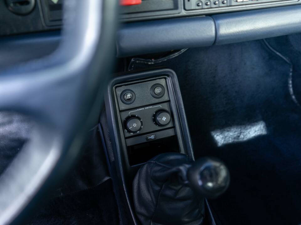 Imagen 17/33 de Porsche 911 Turbo 3.3 (1988)