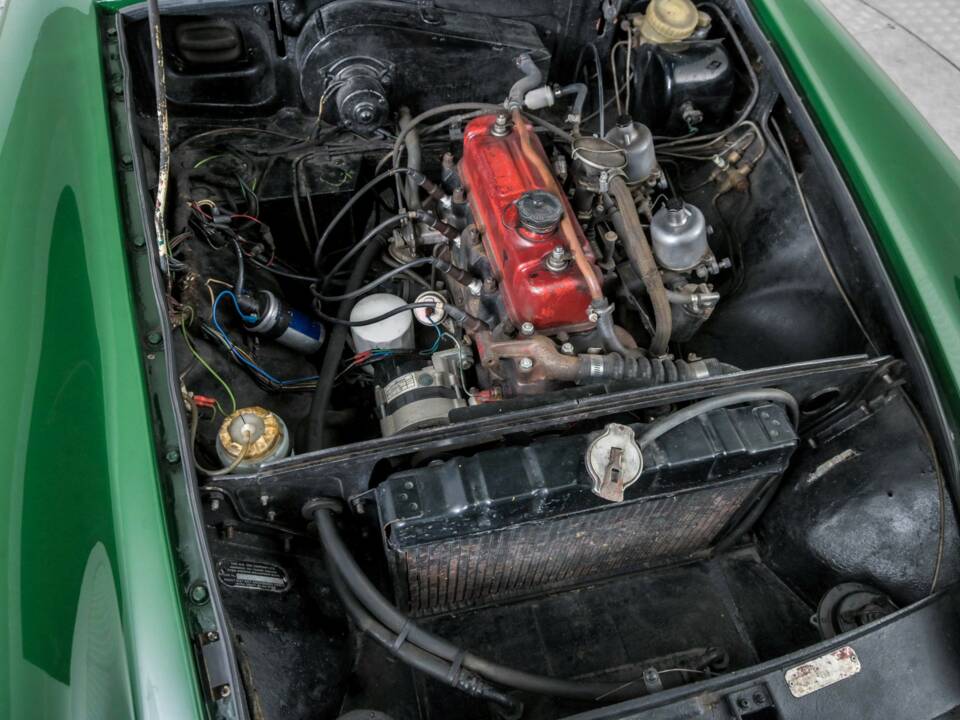 Bild 36/50 von MG MGB GT (1968)