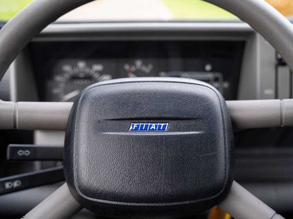 Immagine 28/42 di FIAT Panda &quot;Young&quot; (2000)