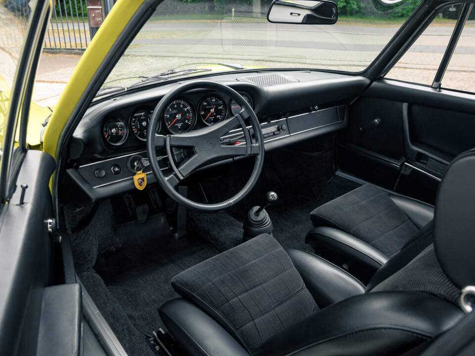 Afbeelding 22/46 van Porsche 911 Carrera RS 2.7 (Touring) (1973)
