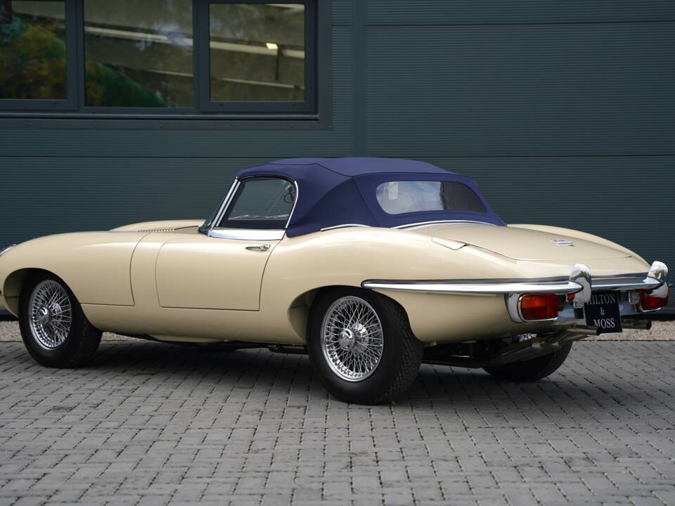 Imagen 26/50 de Jaguar E-Type (1969)