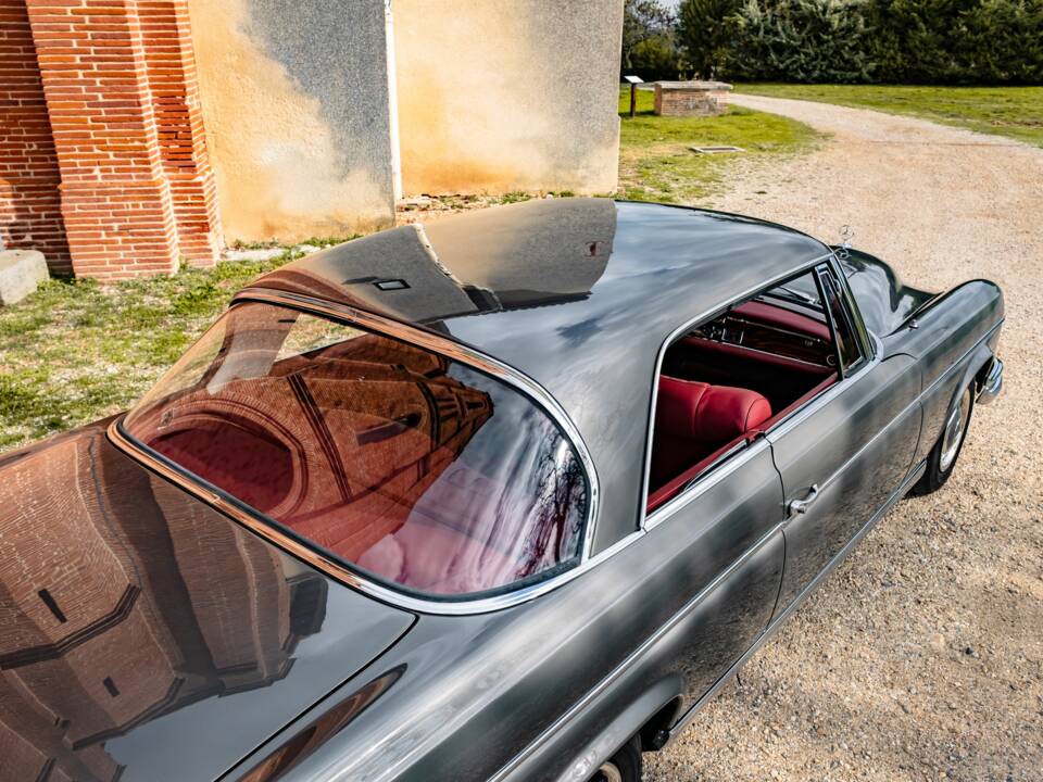 Image 13/86 of Mercedes-Benz 300 SE (1965)