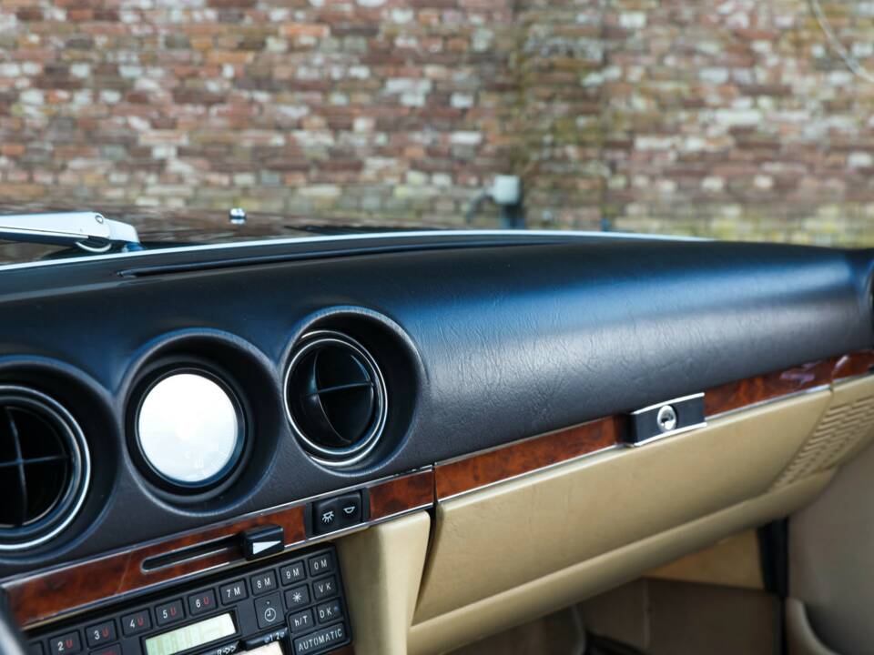 Image 45/50 de Mercedes-Benz 420 SL (1986)