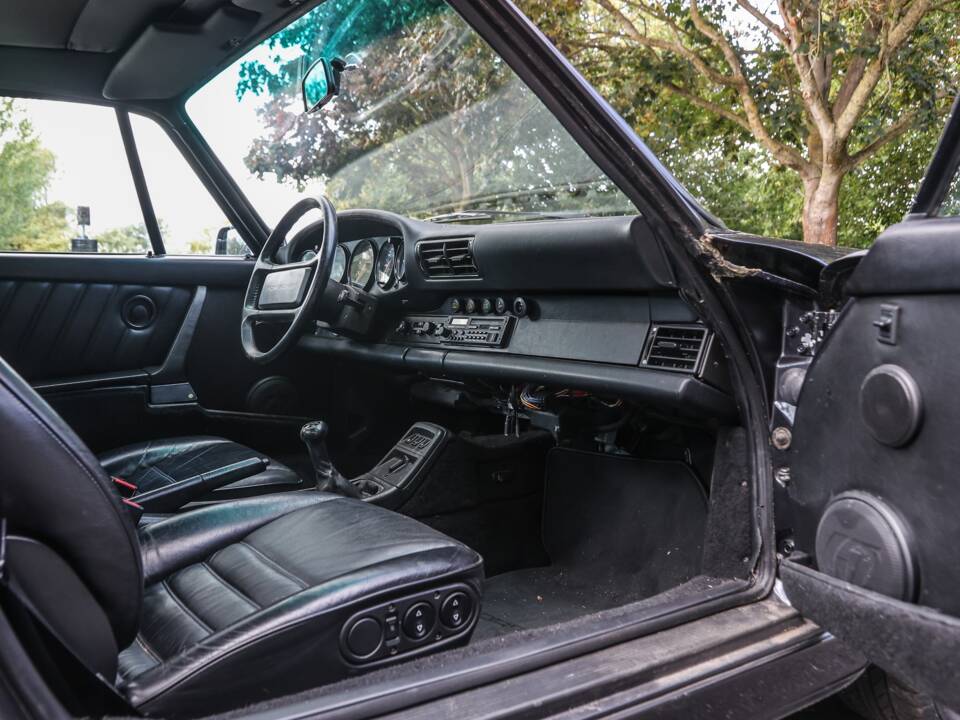 Bild 4/41 von Porsche 911 Carrera 2 (1990)