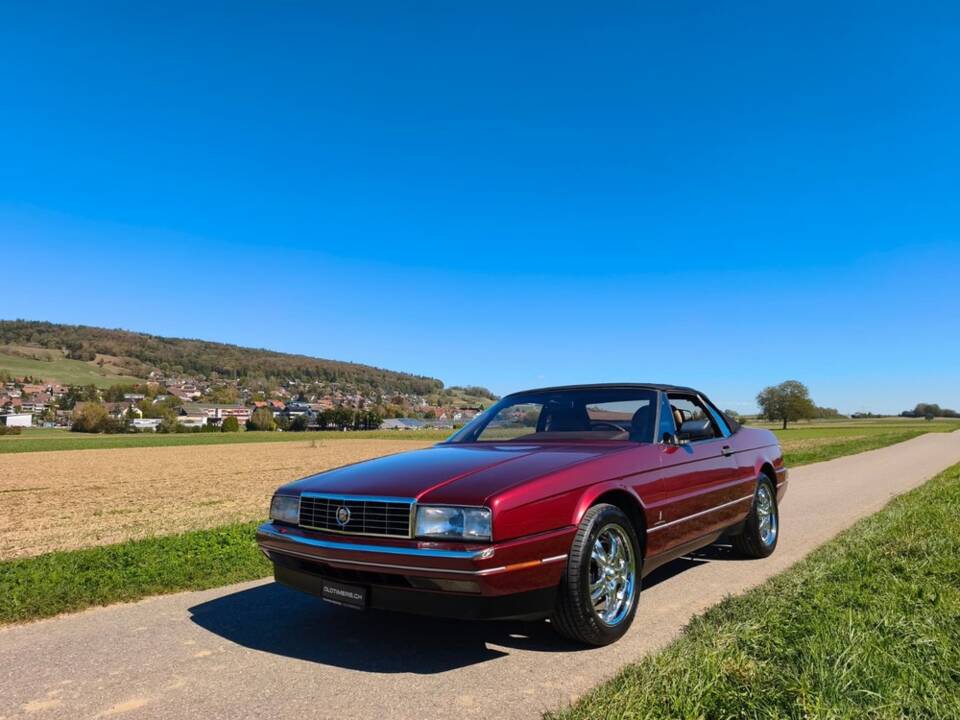 Bild 6/31 von Cadillac Allanté (1989)